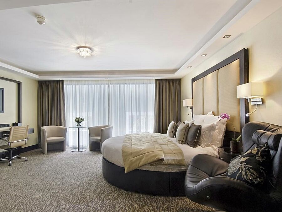 Montcalm Mayfair, Autograph Collection ลอนดอน ภายนอก รูปภาพ A suite at the hotel
